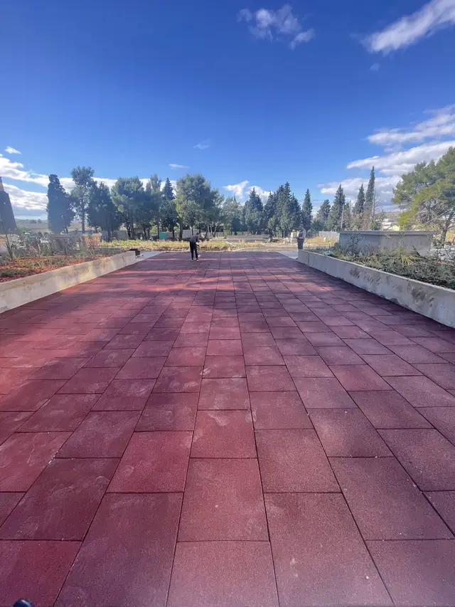 Sportska podloga u stambenom kompleksu, Podgorica — Deco Floor