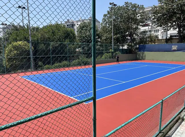 Teniski teren, Luštica, Tivat — Deco Sport