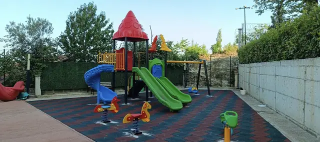 Igrališta u privatnim dvorištima — Deco Fun