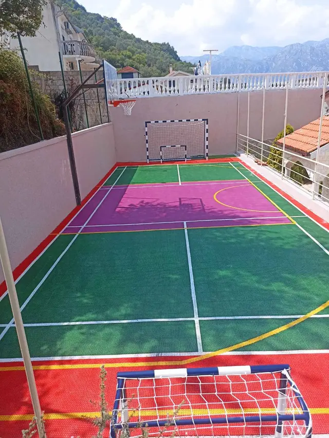 Multifunkcionalni sportski teren, Kotor — Deco Sport